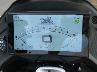 KOVI ADV 300 EFi_det2